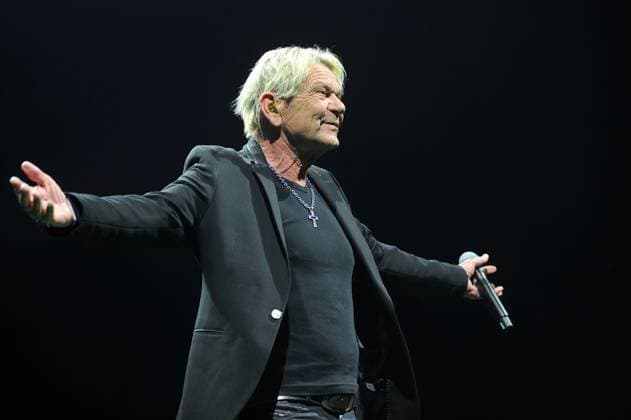 Die Schlagernacht des Jahres Singer Matthias Reim during a performance as part of the Schlagernacht des Jahres at the SAP Arena Mannheim on 29 03 2025 20250329MWI034124