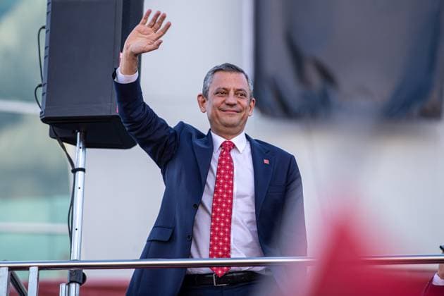 April 6, 2025, Ankara, Turkey: The re-elected CHP Chairman Özgür Özel greets the party members during the rally. The 21st Extraordinary Congress of the Republican People s Party (CHP) is being held at the Naz?m Hikmet Cultural Center in Ankara, upon the call of the Republican People s Party (CHP) Chairman Özgür Özel, under the slogan The Will Belongs to the Nation. Özel became the sole candidate for the presidency. Before the vote, Özel gave a speech to party members, and then the congress continued behind closed doors to the press. After the congress, Özgür Özel, who was re-elected as the CHP Chairman with 1,171 delegate votes, held a rally in the outdoor area where the congress was held. Ankara Turkey - ZUMAs197 20250406_aaa_s197_097 Copyright: xTunahanxTurhanx