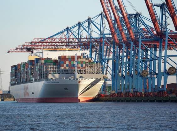 Container ships in the Port of Hamburg World trade represented by container ships in the Port of Hamburg