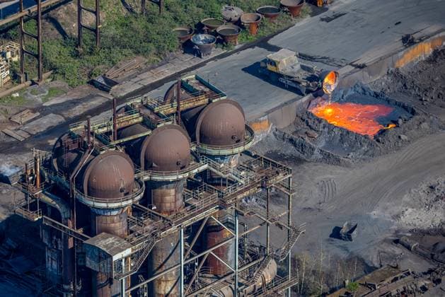 Aerial view, ArcelorMittal Hochfeld GmbH steel wire plant, dumping of red-hot material, Laar, Duisburg, Ruhr area, North Rhine-Westphalia, Germany ATTENTIONxMINDESTHONORARx60xEURO