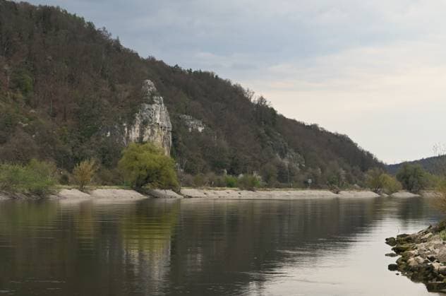 Danube water level on 14 04 2025 Matting is part of the municipality of Pentling in the Upper Palatinate district of Regensburg The current water levels on the Danube are between low water and mean water According to press reports, there are still reserves for shi