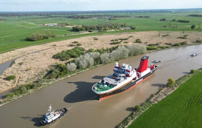 Research vessel Meteor IV is transferred The new research vessel Meteor IV is transferred via the Ems to the Fassmer shipyard in the district of Wesermarsch Papenburg Lower Saxony Germany Copyright: xdiebildwerftx