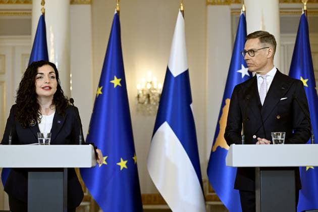 Finnish President Alexander Stubb and President Vjosa Osmani Sadriu of Kosovo during their joint press conference at the Presidential Palace in Helsinki, Finland on April 23, 2025. Helsinki Finland Copyright: xEmmixKorhonenx LKFTJK20250423114635PYFQ