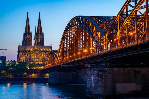 Cologne Cathedral, has been shining in new light since Easter 2025, the old metal halide lamps have been replaced by over 700 modern LED lamps, reducing energy consumption by around four-fifths, significantly improving the quality of light and greatly reducing light emissions, 12 KM of new cables were laid for