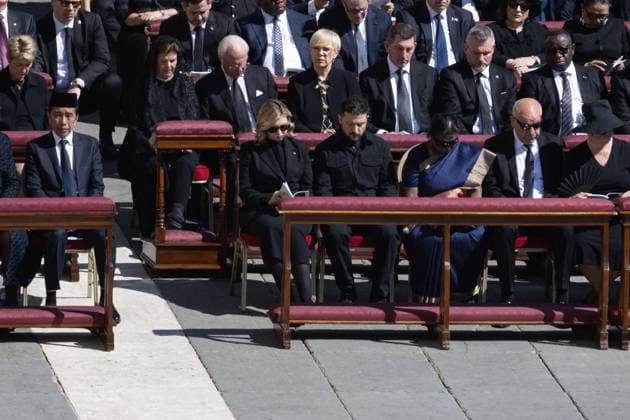 - Ukrainian President Volodymyr Zelensky attends Pope Francis funeral at St. Peter s Square in Rome Rome Italy Rome Italy  Copyright: xIPA ABACAx