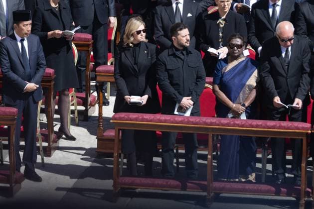 - Ukrainian President Volodymyr Zelensky attends Pope Francis funeral at St. Peter s Square in Rome Rome Italy Rome Italy  Copyright: xIPA ABACAx