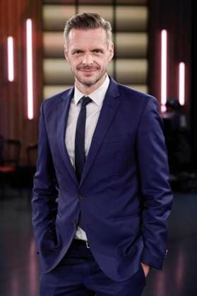 Florian Schroeder at the recording of the WDR talk show Kölner Treff at WDR Studio BS 3 Cologne, 30 04 2025 Foto:xR.xSchmiegeltx xFuturexImagex koelner_treff3004_5432