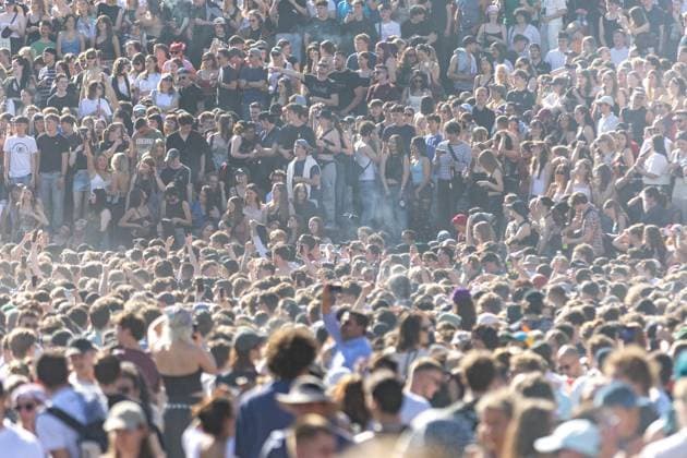 Rave against the fence Thousands celebrate in and around Görlitzer Park The 1st of May in Kreuzberg around Görlitzer Park and in the park itself was characterized by celebration and protest According to initial police estimates, more than 5000 people came toget