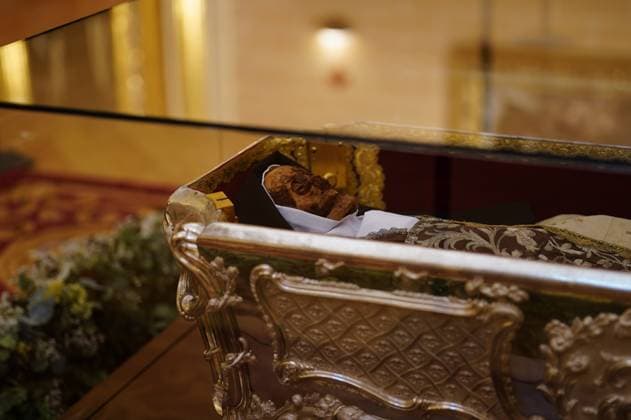 Bilder des Jahres 2025, News 05 Mai News Themen der Woche KW19 News Bilder des Tages Spanien, öffentliche Aufbarung der Teresa von Avila Opening ceremony of public veneration of the body of St. Teresa of Jesus in Alba de Tormes Salamanca The body of St. Teresa of Jesus during the opening ceremony of public veneration, in the Convent of the Discalced Carmelite Fathers, on May 11, 2025, in Alba de Tormes, Salamanca, Castilla y León Spain This is the second time that the incorrupt body of the Saint is exposed, since it has not been done since the middle of the last century 11 MAY 2025 UNCORRUPT BODY VENERATION RELIGION Manuel Á Alba de Torres, Salamanca Casti Alba de Torres, Salamanca Casti Espana Copyright: xx 6712795