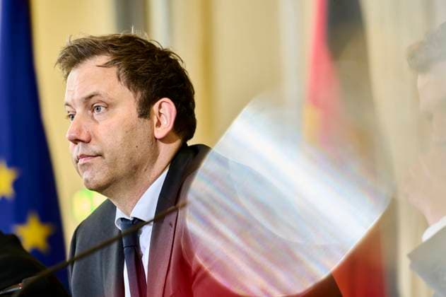 Lars Klingbeil EUR, Germany, Berlin, 15 05 2025 Press conference at the Federal Ministry of Finance Lars Klingbeil SPD , Federal Minister of Finance and Vice Chancellor explains himself to the press