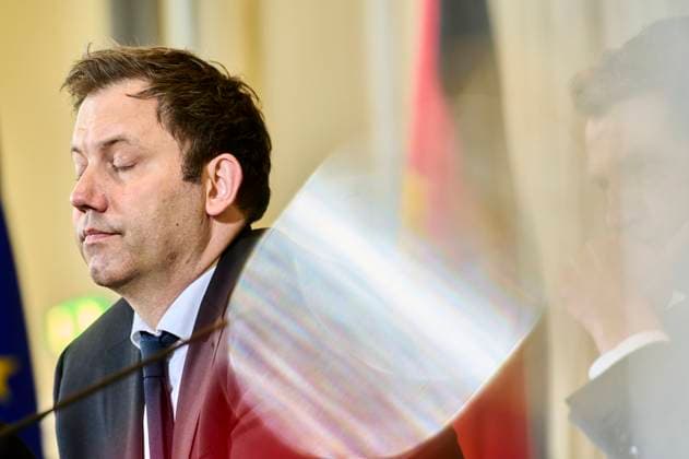 Lars Klingbeil EUR, Germany, Berlin, 15 05 2025 Press conference at the Federal Ministry of Finance Lars Klingbeil SPD , Federal Minister of Finance and Vice Chancellor explains himself to the press