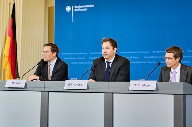 Lars Klingbeil EUR, Germany, Berlin, 15 05 2025 Press conference at the Federal Ministry of Finance Lars Klingbeil SPD , Federal Minister of Finance and Vice Chancellor explains himself to the press