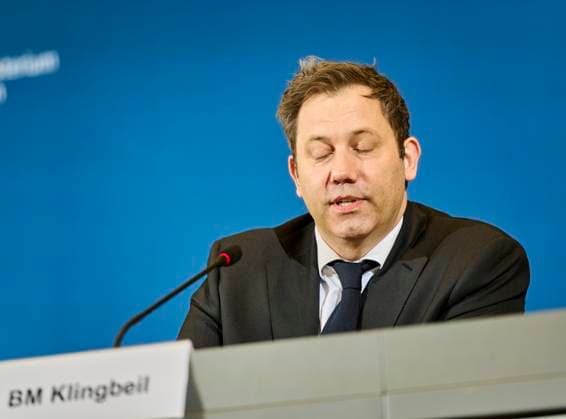 Lars Klingbeil EUR, Germany, Berlin, 15 05 2025 Press conference at the Federal Ministry of Finance Lars Klingbeil SPD , Federal Minister of Finance and Vice Chancellor explains himself to the press