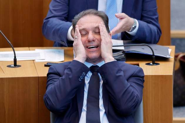 Politician Christian Loose AfD at a plenary session in the NRW state parliament On Thursday, the NRW state parliament discussed Belgiums announcement that the old Tihange 3 and Doel 4 nuclear power plants will continue to operate for another ten years until 2035 Düsseldorf, 22 05 2025 NRW Germany Copyright: xChristophxHardtx