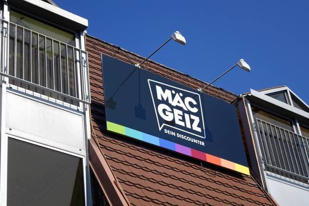 Company logo of Mäc Geiz Company logo of Mäc Geiz, 20 05 2025, Werder, Brandenburg, The non-food discounter Mäc Geiz has a branch in Werder