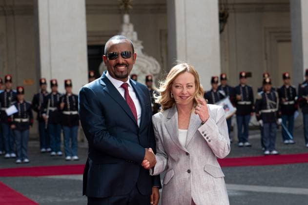 Italian Prime Minister Meloni Receives Ethiopian Counterpart Abiy Ahmed Ali In Rome, Italy Italian Prime Minister Giorgia Meloni (R) welcomes Ethiopian Prime Minister Abiy Ahmed Ali (L) at Palazzo Chigi in Rome, Italy, on May 26, 2025, prior to a bilateral meeting. Rome Italy  Copyright: xMassimoxValicchiax originalFilename: valicchia-notitle250526_npSby.jpg