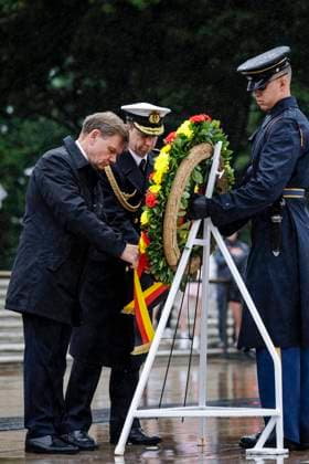 Johann Wadephul CDU , Federal Foreign Minister, photographed at a wreath-laying ceremony at Arlington National Cemetery Washington, 28 05 2025 Photographed on behalf of the Department of State Washington United States Copyright: xThomasxTrutschel AAx