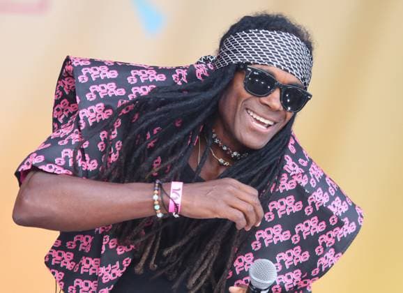 Fab Morvan aka Milli Vanilli performance at the 90s 2000s Olymp on 30 05 2025 in Berlin Copyright: xmix1x xMatthiasxBaranx