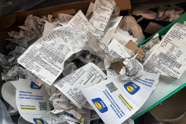 Receipts are disposed of in residual waste Discarded receipts, receipts, till receipts