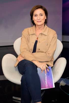 Sandra Maischberger on the ARD talk show maischberger in Studio Berlin Adlershof Berlin, 03 06 2025 Foto:xT.xBartillax xFuturexImagex maischberger0306_5627