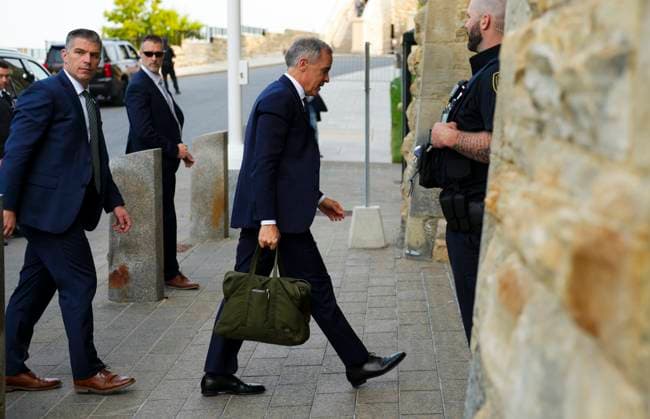 June 4, 2025, Ottawa, On, CANADA: Prime Minister Mark Carney arrives on Parliament Hill in Ottawa on Wednesday, June 4, 2025. Ottawa CANADA  - ZUMAc35_ 20250604_zaf_c35_009 Copyright: xSeanxKilpatrickx
