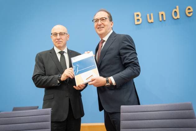 Federal Press Conference in Berlin Presentation of the 2024 Report on the Protection of the Constitution Alexander Dobrindt, Federal Minister of the Interior CSU right , with Sinan Selen, Vice President Federal Office for the Protection of the Constitution BfV Federal Press Conference in Berlin Presentation of the 2024 Report on the Protection of the Constitution, Berlin Berlin Germany House of the Federal P