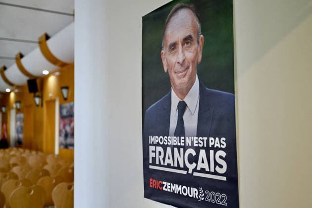 Public Meeting Eric Zemmour - Strasbourg Public meeting with Eric Zemmour. The President of Reconquête met with the department s executives, a dozen or so bosses of SMEs specialising in various fields including electricity, construction and public works, cars, printing and IT. Together they discussed the problems they face in the current difficult economic climate. Around 300 people attended Eric Zemmour s speech at the village hall in Illkirch-Graffenstaden, near Strasbourg. June 12, 2025, Illkirch-Graffenstaden - Strasbourg Northeastern France. Photo by Nicolas Roses ABACAPRESS.COM  Copyright: xRosesxNicolas ABACAx