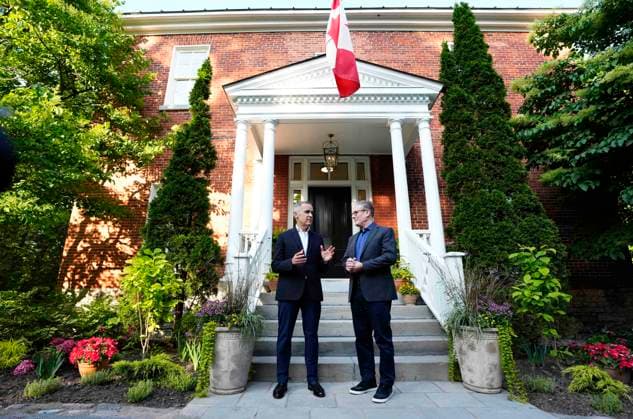 June 14, 2025, Ottawa, On, CANADA: Prime Minister Mark Carney greets Prime Minister of the United Kingdom Kier Starmer, outside his residence at Rideau Cottage in Ottawa, for a visit before the G7 Summit in Kananaskis, Alta., on Saturday, June 14, 2025. Ottawa CANADA  - ZUMAc35_ 20250614_zaf_c35_201 Copyright: xJustinxTangx