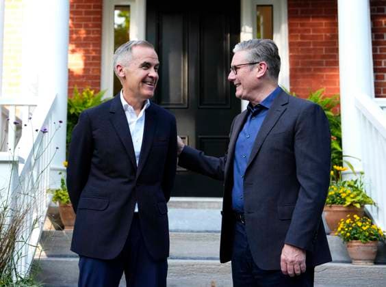 June 14, 2025, Ottawa, On, CANADA: Prime Minister Mark Carney greets Prime Minister of the United Kingdom Keir Starmer, outside his residence at Rideau Cottage in Ottawa, for a visit before the G7 Summit in Kananaskis, Alta., on Saturday, June 14, 2025. Ottawa CANADA  - ZUMAc35_ 20250614_zaf_c35_258 Copyright: xJustinxTangx