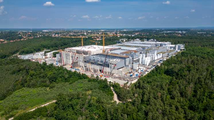 18 06 2025, Germany, Saxony, Dresden, on the photo view of the construction site of Infineons Smart Power Fab in Dresden, Infineon Technologies AG, Königsbrücker Str 180, 01099 Dresden