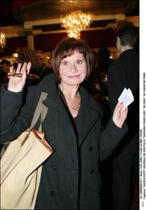GUESCH PATTI GENERALE VON SPECTACLE Shanghai TANGO mit JIN XING Au CASINO von Paris Plan AMERIKANISCH FEMININ Handtasche A Hand SINGER  Copyright: xCOADICxGUIRECx xBESTIMAGExCOADICxGUIRECx xBESTIMAGEx