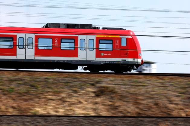 An S-Bahn train passes near Cologne Deutz station The Deutschlandticket will now cost 58 euros instead of 49 euros from 2025 This was agreed last year by the transport ministers of the federal states Themed image, symbolic image Cologne, 21 06 2025 NRW Germany Copyright: xChristophxHardtx