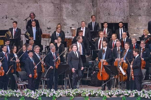 27 06 2025, Berliner Philharmoniker, conductor Gustavo Dudamel, in concert at the Waldbühne, Berlin, Berlin