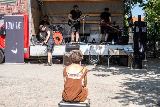 Fete de la Musique at the start of summer in Berlin Prenzlauer Berg The band Deadly Past is already warming up at Mauerpark Fete de la Musique at the start of summer in Berlin Prenzlauer Berg The band Deadly Past is already warming up at sp2025062143017.jpg