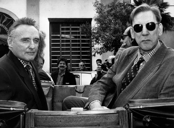 Actors Donald Sutherland 1935 21 June 1991 – Como, Italy – Donald Sutherland and Dennis Hopper drive on Eve the International award Ceremony of Merit of Achievement Award in a Bus there Como Italy  Copyright: xUnitedxArchivesx xkpaxKeystonex 19720209_rra_k09_704