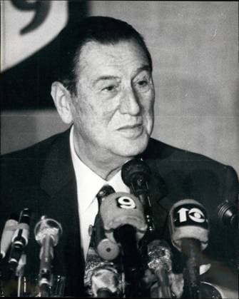 Argentina Falkland Islands Paraguay 11 November 1972 – Perón holds Press conference from General Juan Perón, former President Argentina, at its first Press conference in Buenos Aires since its Return to 17 Years Exile the Conference found in a local Restaurant instead of  Copyright: xUnitedxArchivesx xkpaxKeystonex 19721111_baf_k09_069