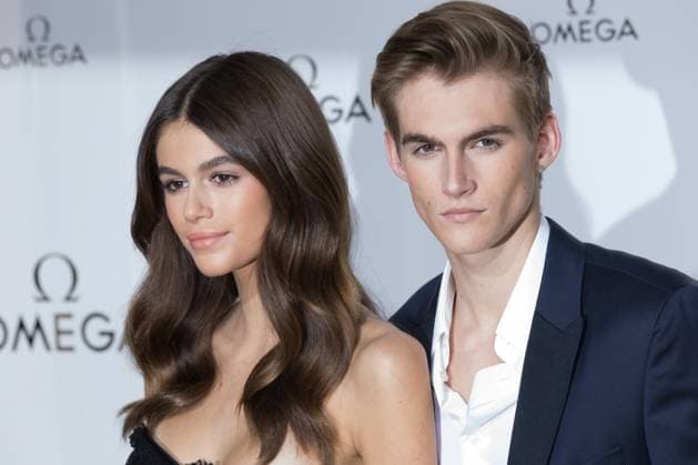Kaia Gerber and her brother Presley Gerber Photocall of the Her Time Omega evening at the Hotel de Sully in Paris on September 29, 2017 Cyril Moreau Bestimage Her Time Omega Photocall as part of the Paris Fashion Week Womenswear Spring Summer 2018 on September 29, 2017 in Paris, France Paris France  Copyright: xCYRILxMOREAUx xBESTIMAGExCYRILxMOREAUx xBESTIMAGEx