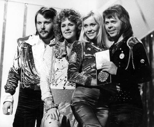 Pop music group ABBA 1972 1982 7 April 1974 – Brighton, Great Britain – Sweden Won effortlessly the Eurovision Song Contest at Brighton Dome the Winning song Waterloo , sung from Two Boys and Two Girls the ABBA Group, Won with 24 Points, followed by from Italy with 18 Points and Holland with 15 Points t  Copyright: xUnitedxArchivesx xkpaxKeystonex 19740407_mav_k09_279 !ACHTUNG AUFNAHMEDATUM GESCHÄTZT!