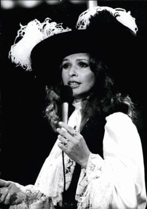 1970 1979 Actors Actress 12 December 1977 Stars in the Manege to 15 times met itself on 9 December 1977 Numerous Artists at Circus Crown in Munich there tried them, with Real Manegen Artists in Competition to step the International Stars  Copyright: xUnitedxArchivesx xkpaxKeystonex 19771212_baf_k09_050 !ACHTUNG AUFNAHMEDATUM GESCHÄTZT!