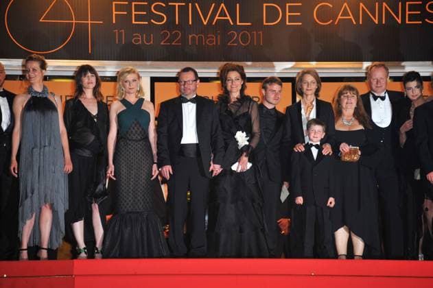 CHARLOTTE GAINSBOURG, KIRSTEN DUNST, LARS VON TRIER, CHARLOTTE RAMPLING 64TH CANNES FESTIVAL 2011 MELANCHOLIA Guillaume Gaffiot Bestimage Cannes France  Copyright: xGuillaumexGaffiot BestimagexGuillaumexGaffiot Bestimagex