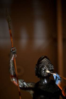 Ancient Mars statue draws attention in Turkiye s Gaziantep GAZIANTEP, TURKIYE - APRIL 17: The 2,000-year-old bronze statue of Mars, symbolizing fertility and power, is currently on display at the Zeugma Mosaic Museum in Gaziantep, Turkiye on April 17, 2025. The statue is carefully preserved by expert restorers. Gaziantep Turkey. Editorial use only. Please get in touch for any other usage.  Copyright: x2025xAnadoluxAdsÄ±zxGünebakanx