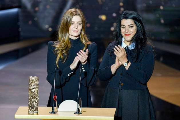 Chiara Mastroianni and Marjane Satrapi on stage at the 46th Cesar Film Awards ceremony at Olympia in Paris on March 12th, 2021 Pierre Villard Pool Bestimage 46th Cesar Film Awards 2021 ceremony at Olympia in Paris on March 12th, 2021 Paris France  Copyright: xPierrexVillardx xPoolx xBestimagexPierrexVillardx xPoolx xBestimagex