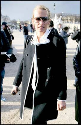 ESTELLE LEFEBURE ARRIVEE AU DEFILE CELINE AUTOMNE WINTER AU JARDIN DES TUILERIES Guillaume Gaffiot Bestimage Paris France  Copyright: xGuillaumexGaffiot BestimagexGuillaumexGaffiot Bestimagex