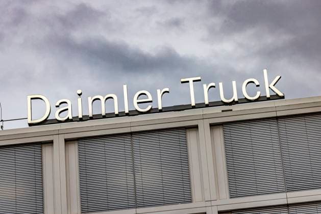 Daimler Truck Headquarters of Daimler Truck AG in Leinfelden Echterdingen The Daimler Truck Campus combines key administrative areas from sales and controlling to human resources under one roof 03 08 2025 Leinfelden Echterdingen, Baden Württemberg, Germany