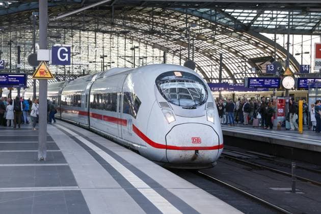 Deutsche Bahn ICE at Berlin Central Station Arrival of the ICE from Paris On the Paris-Berlin route, ICE¯3neo DB class 408, manufacturer Siemens Mobility, Velaro MS DEU, Germany, Berlin, 25 08 2025