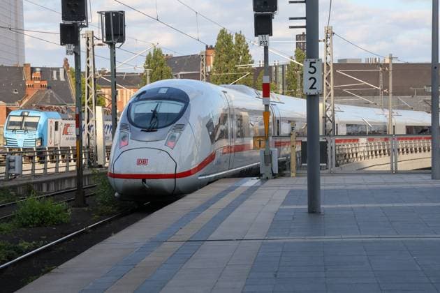 Deutsche Bahn ICE at Berlin Central Station Departure of the ICE from Paris On the Paris-Berlin route, ICE¯3neo DB class 408, manufacturer Siemens Mobility, Velaro MS DEU, Germany, Berlin, 25 08 2025