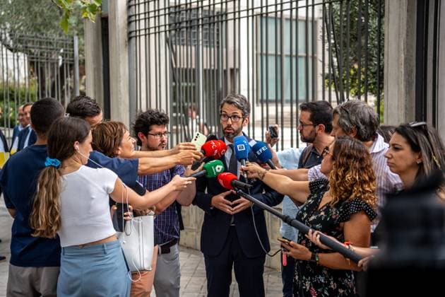 The secretary general ANFACO, Roberto Alonso, gives statements to the media after a meeting with the Ministers of Economy and Agriculture, at the headquarters of the Ministry of Economy, on August 27, 2025, in Madrid Spain The Minister of Economy, Trade and Enterprise, and the Minister of Agriculture, Fisheries and Food, have met with representatives of the agri-food sector in the working group on food products to discuss and share information on the tariff agreement between the EU and the US last week, and the Minister of Agriculture, Fisheries and Food, have met with representatives of the agri-food sector in the food products working group to discuss and share information on the trade agreement concluded last week between the United Sta Copyright: xGabrielxLuengasx 6917879