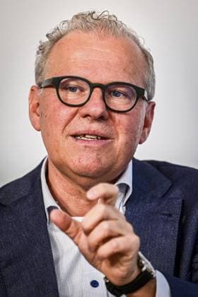 DocMorris CEO Walter Hess FOR EDITORIAL PURPOSES ONLY EDITORIAL USE ONLY p DocMorris CEO Walter Hess, photographed on August 28, 2025 in Berlin Berlin Berlin Berlin Copyright MaurizioxGambarini Copyright: MaurizioxGambarini doc825a1shdmhixgvff96 ,EDITORIAL USE ONLY Copyright: MaurizioxGambarini