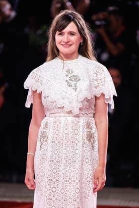 Red carpet of the film Jay Kelly at the 82nd Venice Film Festival in Venice - 28 Aug 2025 Emily Mortimer attends the red carpet of the film Jay Kelly at the Palazzo del Cinema during the 82nd Venice Film Festival. Venice Italy Copyright: xMarcoxBaradax xSOPAxImagesx MBARADA_0018