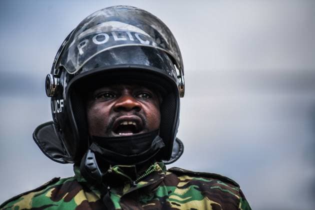 Demonstration against high cost of living in Kenyan capital Nairobi NAIROBI, KENYA - JULY 19: A Kenyan police is seen as they intervene people, take part in a demonstration held against the rising the cost of living, in Nairobi, Kenya on July 19, 2023. Nayrobi Kenya. Editorial use only. Please get in touch for any other usage. Copyright: x2025xAnadoluxGeraldxAndersonx